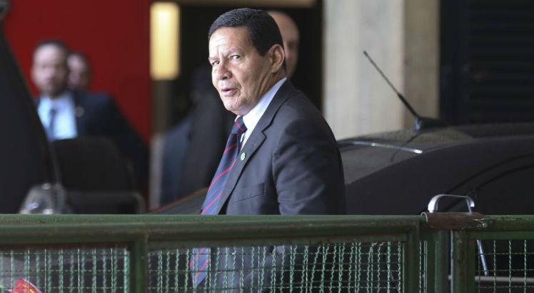 Resultado de imagem para Mourão diz que novo governo deve preservar o núcleo da Petrobras