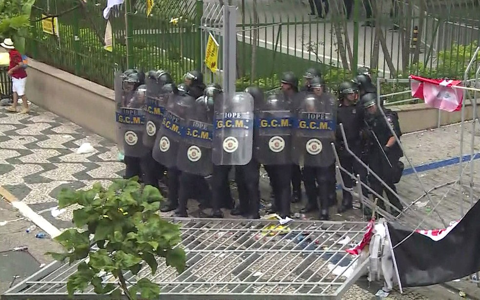 Protesto contra a reforma da Previdência em SP tem tumulto e repressão policial â?? Foto: Reprodução/TV Globo