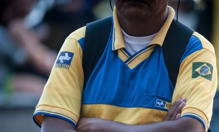 Em greve, funcionários dos Correios mantêm efetivo de 30% para ...