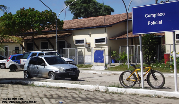 Resultado de imagem para fotos da delegacia de porto seguro na bahia