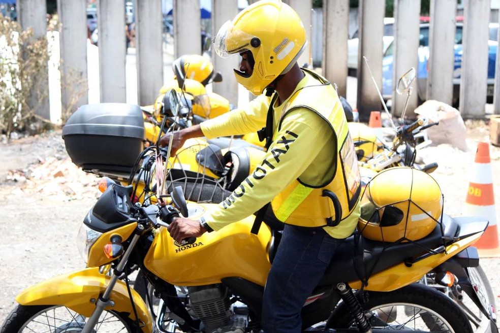 Aprovados na vistoria terÃ£o acesso ao alvarÃ¡ para atuar como mototaxista em Salvador. â?? Foto: DivulgaÃ§Ã£o