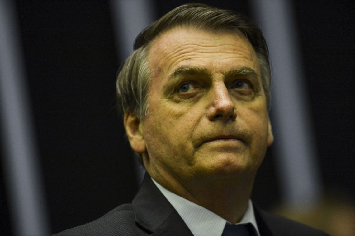 O Presidente Jair Bolsonaro vai à Câmara dos Deputados para participar de culto religioso e sessão solene em homenagem aos 42 anos da Igreja Universal do Reino de Deus.