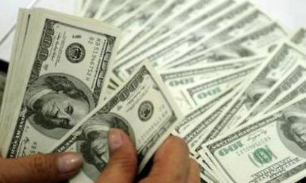 Resultado de imagem para Saída de dólares do país supera entrada em US$ 2,6 bilhões em julho