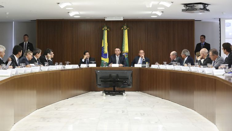 Presidente Jair Bolsonaro se reúne com o Conselho de Ministros, no Palácio do Planalto.