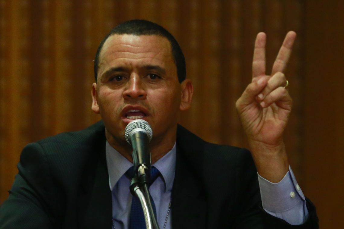 O delegado da PolÃcia de HomicÃdios da Capital, Giniton Lages fala à imprensa sobre o caso Marielle Franco e Anderson Gomes no Palácio Guanabara, zona sul do Rio de Janeiro