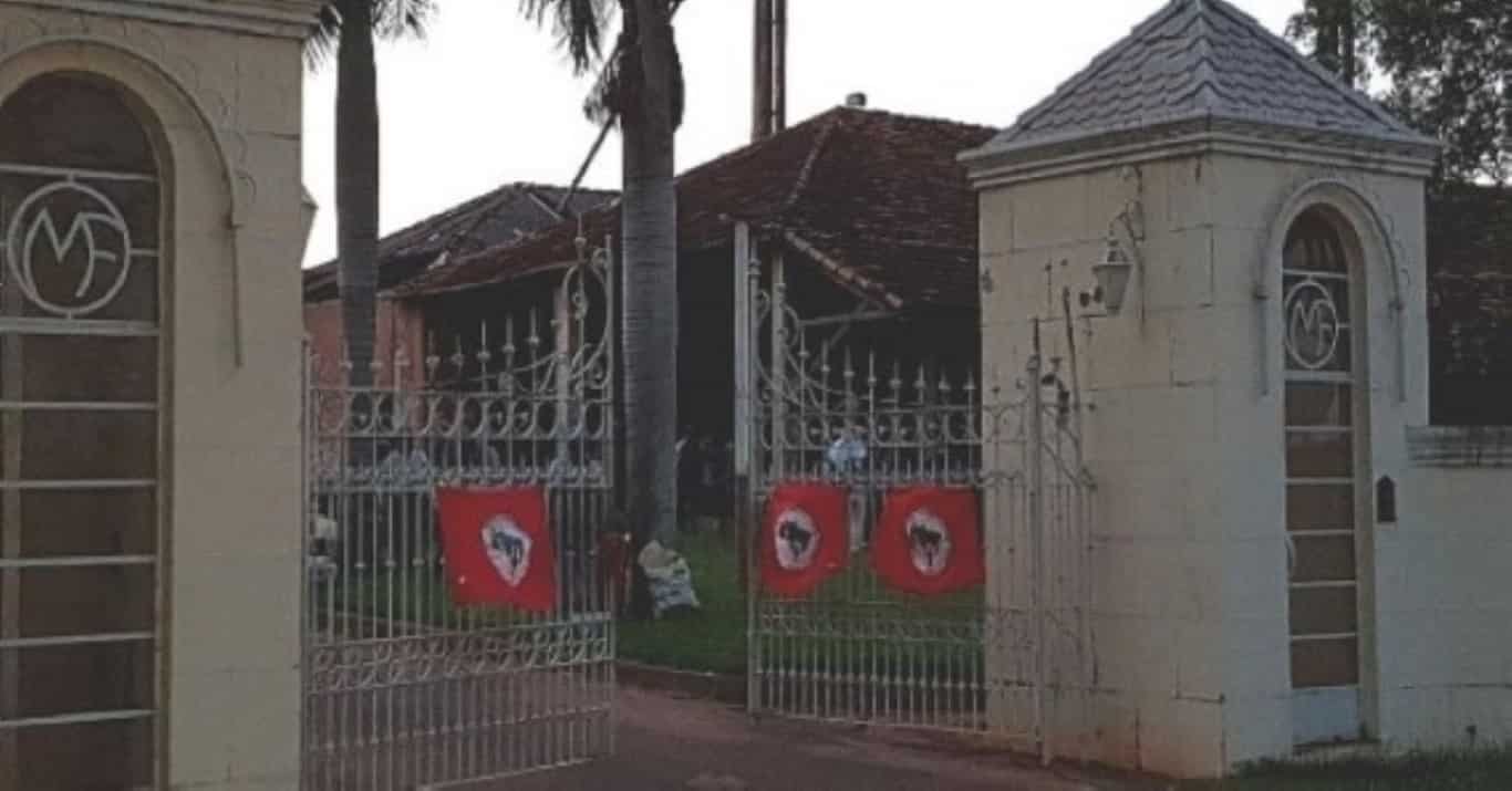 Resultado de imagem para MST invade fazenda de Oscar Maroni, dono do Bahamas