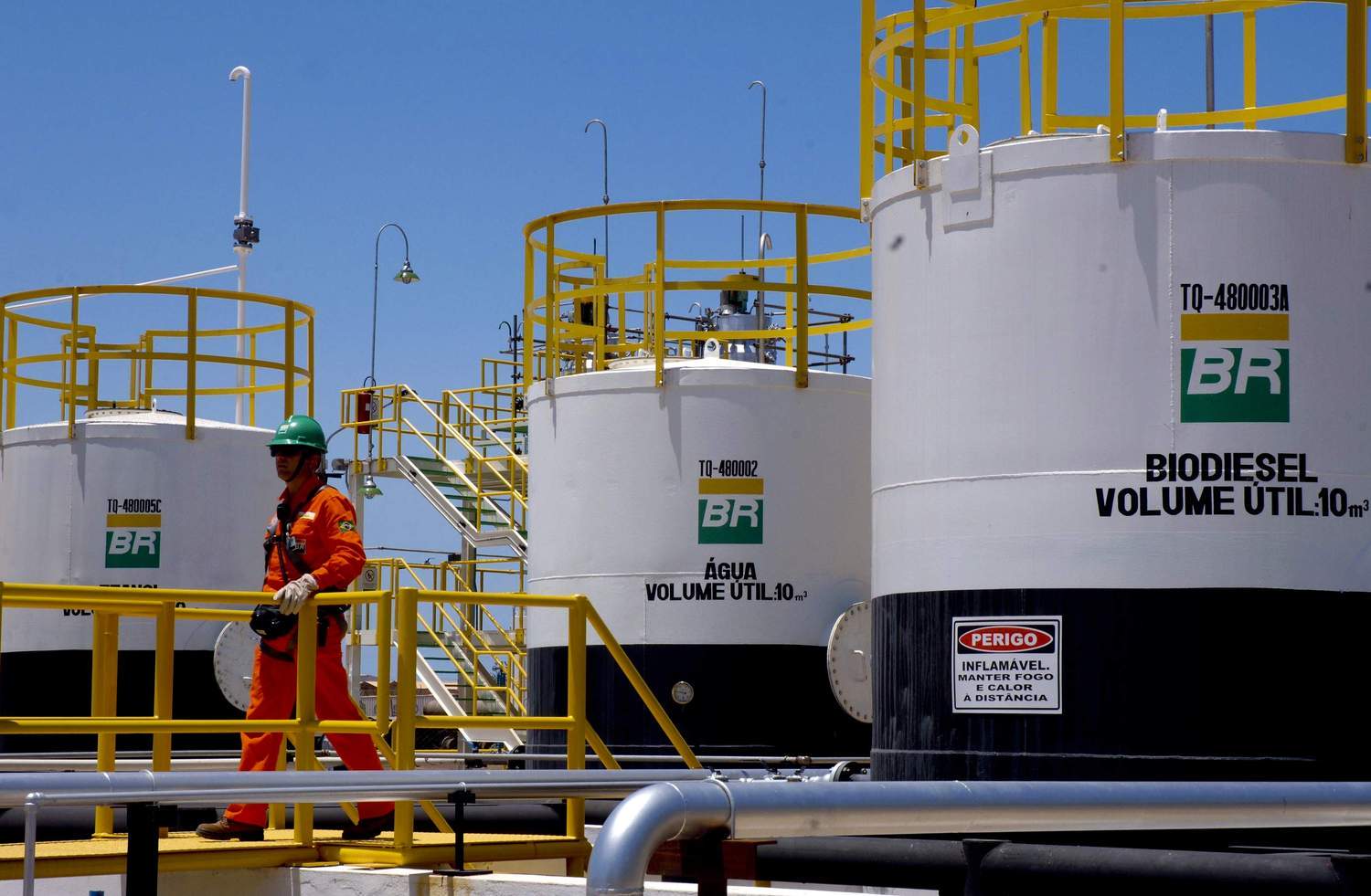 Resultado de imagem para Petrobras quer usar direito de preferÃªncia para 6Âª rodada de licitaÃ§Ã£o