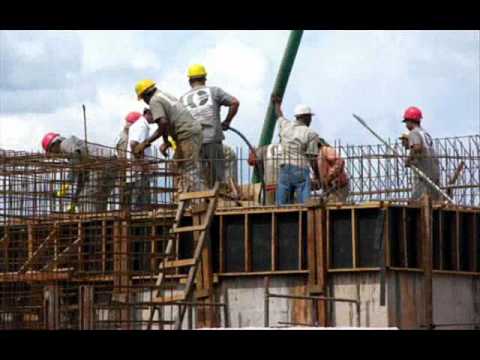 Resultado de imagem para fotos de trabalhadores na construÃ§Ã£o civil