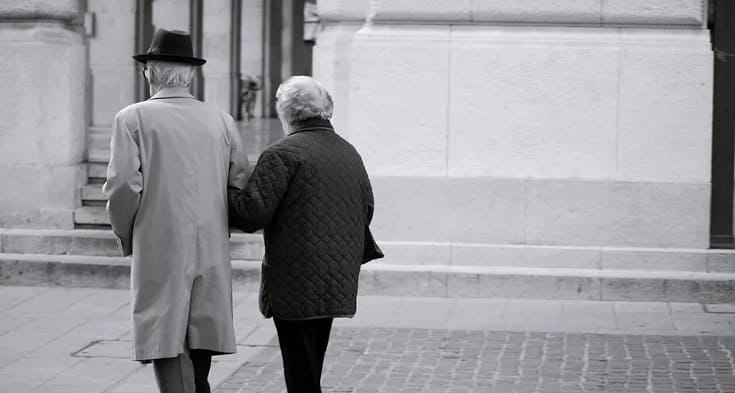 Instituições de longa permanência de idosos estão em risco por ...