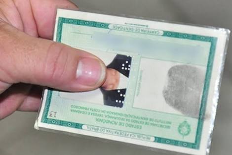 Resultado de imagem para Dez pessoas sÃ£o presas por suposto envolvimento em um esquema de venda de identidades falsas