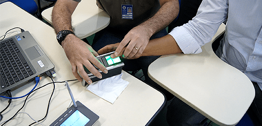 Resultado de imagem para TRE-BA pode cancelar mais de 200 mil tÃtulos de eleitores na RMS