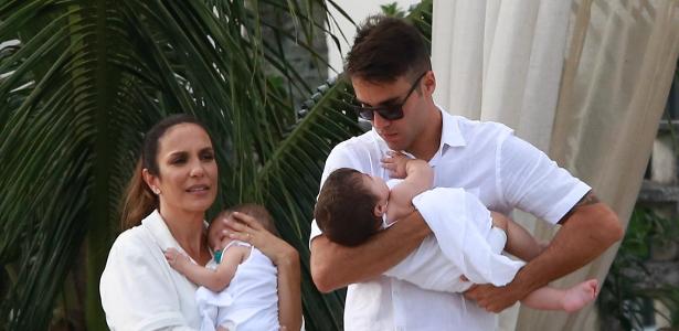 Resultado de imagem para Filhas gÃªmeas de Ivete Sangalo sÃ£o batizadas em Salvador