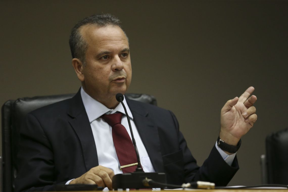 O secretário especial de Previdência e Trabalho do Ministério da Economia, Rogério Marinho, fala à imprensa, sobre saques do FGTS.