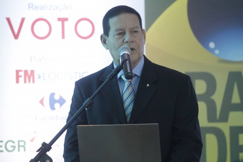 Resultado de imagem para 'Manteremos a posição', diz Mourão, presidente em exercÃcio