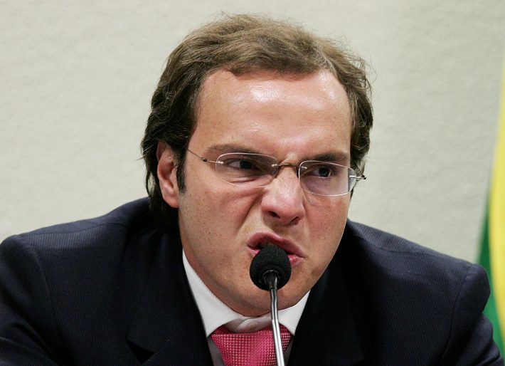 Resultado de imagem para fotos de funaro preso na policia federal