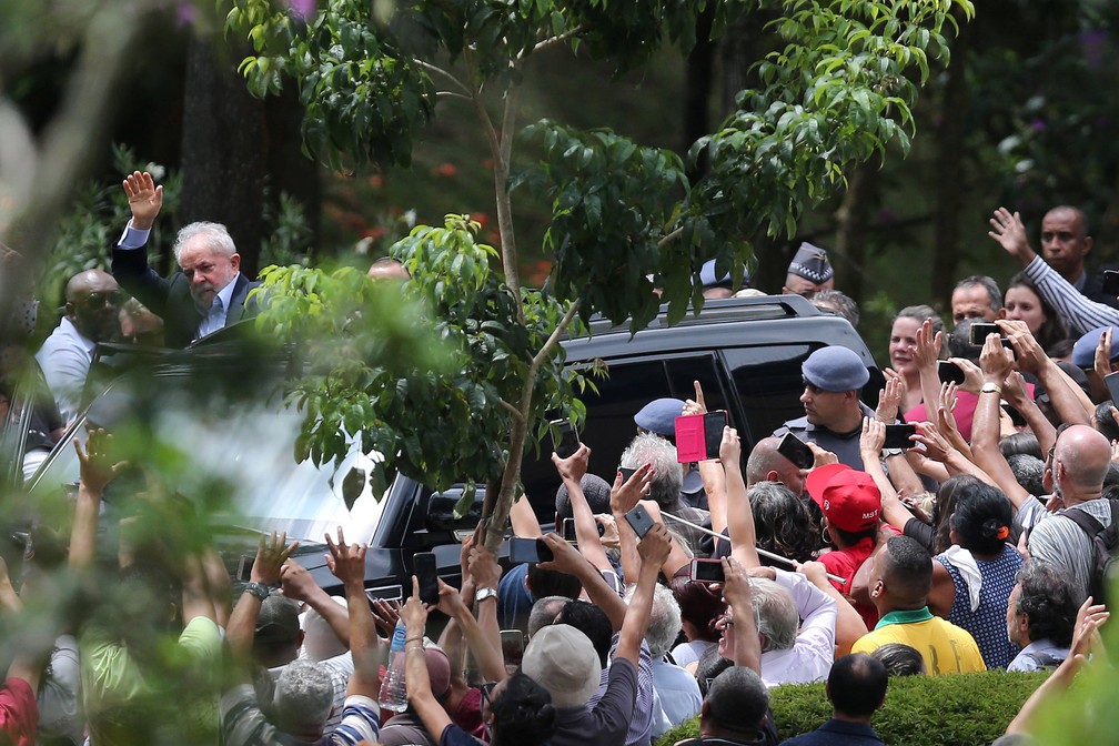 Lula ao deixar velÃ³rio do neto, em SÃ£o Bernardo do Campo â?? Foto: Amanda Perobelli/Reuters