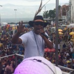 Trio do Psirico ultrapassa Daniela Mercury em meio &agrave; pol&ecirc;mica sobre ordem dos blocos no circuito Dod&ocirc;