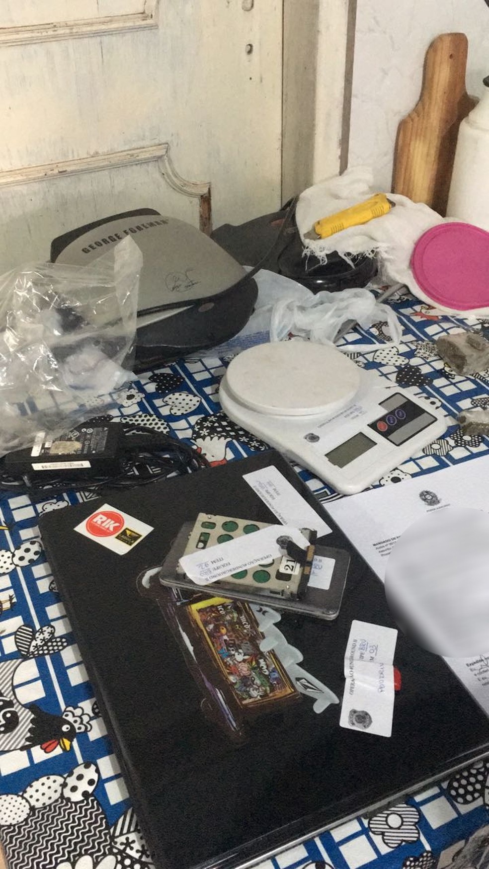 Material apreendido em uma das buscas da operação Underground 2 (Foto: Divulgação/PolÃcia Federal )