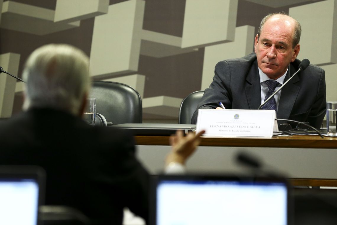 O ministro da Defesa, Fernando Azevedo, participa de audiência pública na Comissão de Relações Exteriores e Defesa Nacional do Senado.