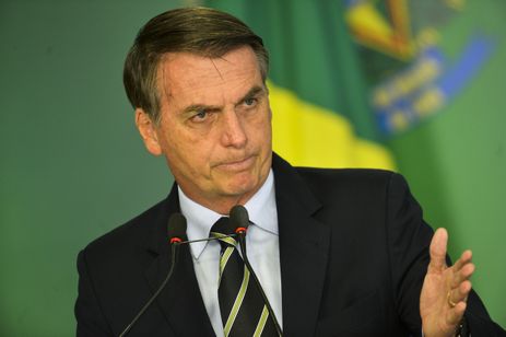 O presidente Jair Bolsonaro durante cerimônia de assinatura do decreto que flexibiliza a posse de armas no paÃs.