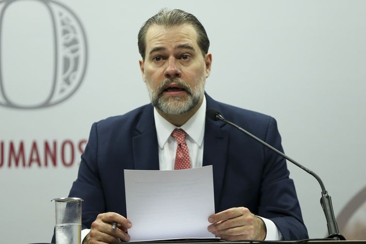 O presidente do STF, Dias Toffoli, abre o seminário 30 Anos da Constituição Federal, na sede do CNMP.