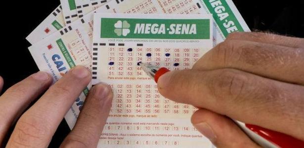 Resultado de imagem para Mega-Sena poderá pagar hoje R$ 40 milhões no prêmio principal