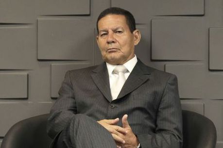 Resultado de imagem para Mourão tem reunião com Rodrigo Maia na tarde desta quarta-feira