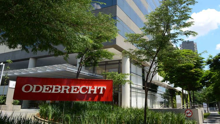 Resultado de imagem para TRF4 confirma que Odebrecht não pode ter contas bloqueadas