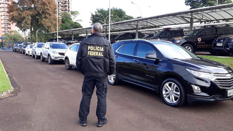 PolÃcia Federal apreende veÃculos dos investigados na Operação Freeway