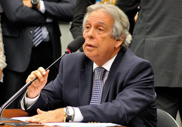 (Foto: Câmara Federal/Claúdio Araújo)