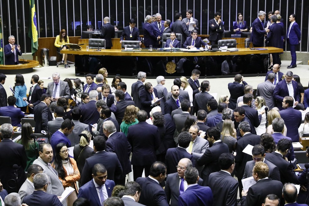 Deputados e senadores reunidos no plenário do Congresso durante a sessão conjunta desta terça-feira (11) â?? Foto: Luis Macedo/Câmara dos Deputados