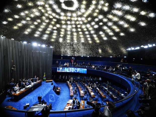 26/08 - Vista geral do plenário do Senado, em Brasília, durante o segundo dia da sessão do julgamento final do processo de impeachment da presidente afastada Dilma Rousseff (Foto: Marcos Oliveira/Agência Senado)