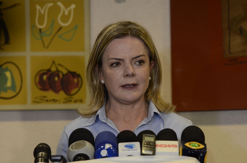 Resultado de imagem para PT diz que caixa financeiro se esgotou e anuncia ajuste nas contas