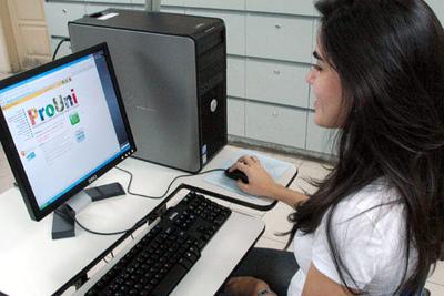 Resultado de imagem para Candidatos na lista de espera do ProUni devem comprovar informações