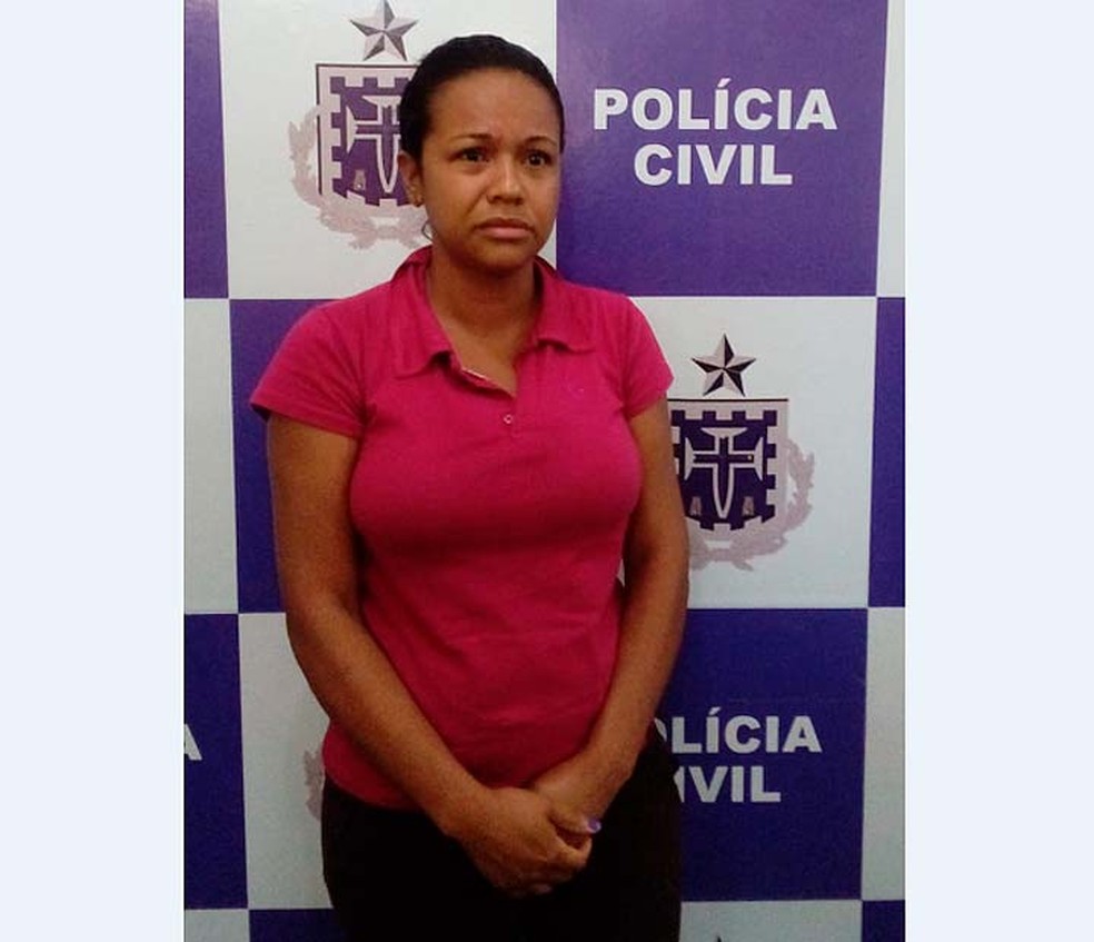 Mulher foi presa em Itabuna suspeita de matar dois namorados envenenados no perÃodo de oito meses (Foto: Divulgação/Policia Civil)