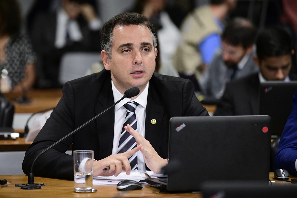 O senador Rodrigo Pacheco (DEM-MG) durante sessão da Comissão de Constituição e Justiça do Senado â?? Foto: Pedro França/Agência Senado