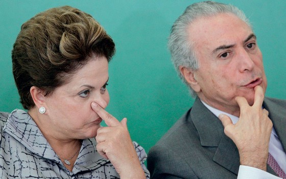 Dilma Roussef e o presidente Michel Temer (Foto: Ueslei Marcelino / Reuters)