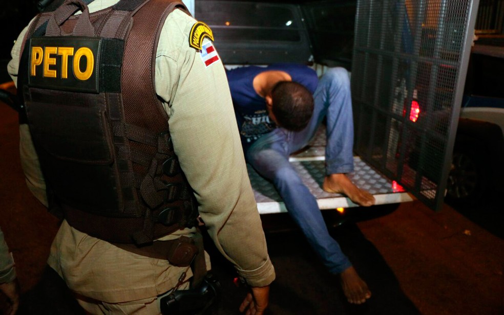 Suspeito de esfaquear mulheres travestis na Pituba é preso (Foto: Alberto Maraux/SSP-BA)