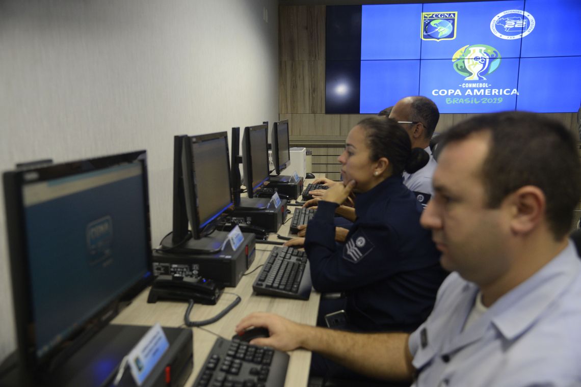 O Comando da Aeronáutica inaugura uma Sala Master de Comando e Controle - Copa América 2019, no Centro de Gerenciamento da Navegação Aérea (CGNA). A sala fará a integração e o monitoramento das operações nos sete aeroportos que atenderão à s