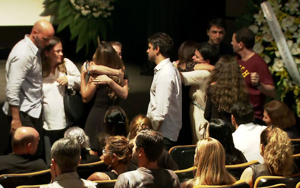 Amigos e familiares chegam para o velório de Ricardo Boechat no MIS â?? Foto: TV Globo/Reprodução