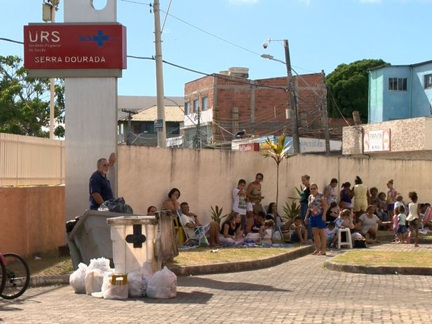 Venda de vacina é denunciada em unidade de saúde da Serra (Foto: Reprodução/ TV Gazeta)