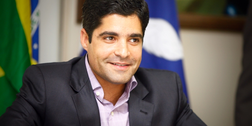 Resultado de imagem para fotos de acm neto inaugurando obras da estação da lapa