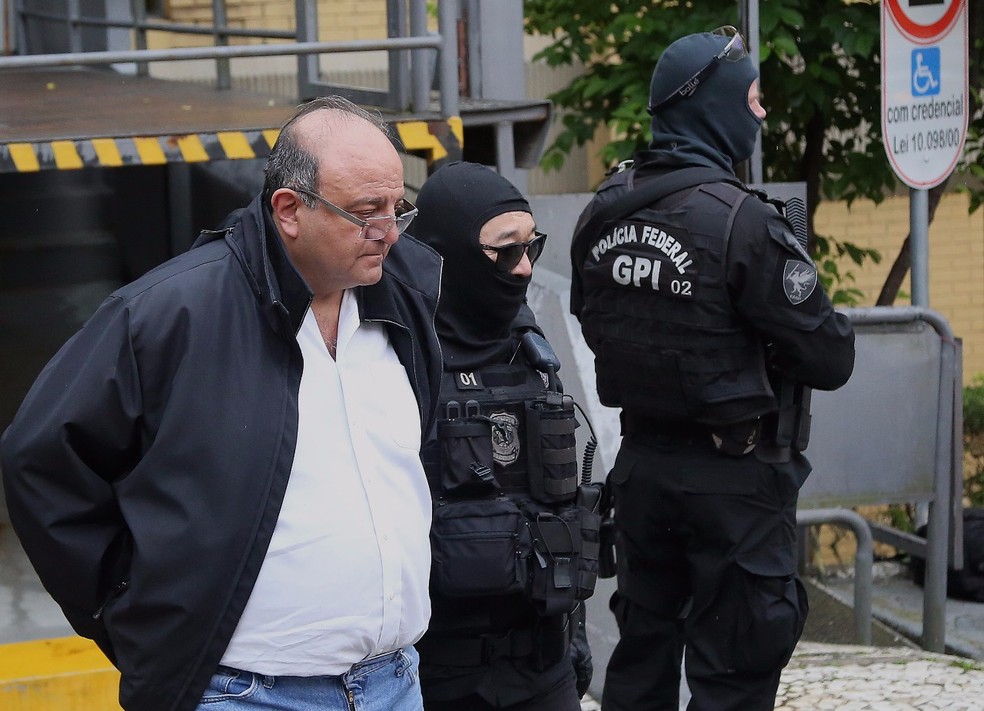 Vaccarezza foi preso por suspeita de crimes na Petrobras (Foto: Giuliano Gomes/PR Press)
