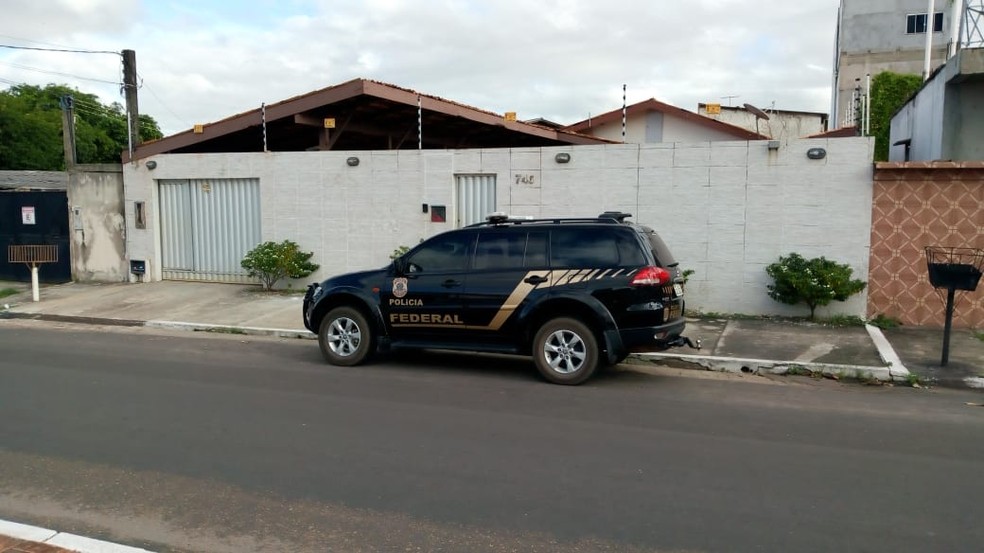 Polícia Federal cumpre mandados de prisão em Macapá na manhã desta quinta-feira (15) (Foto: John Pacheco/G1)