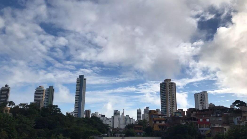 Resultado de imagem para Salvador  chuva isolada