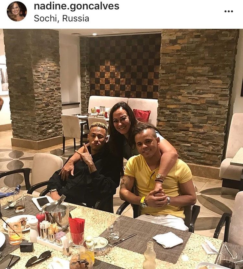 Foto postada por mÃ£e de Neymar mostra o novo visual do atacante (Foto: ReproduÃ§Ã£o / Instagram)