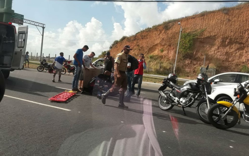 Acidente foi na Avenida Orlando Gomes (Foto: Arquivo pessoal)