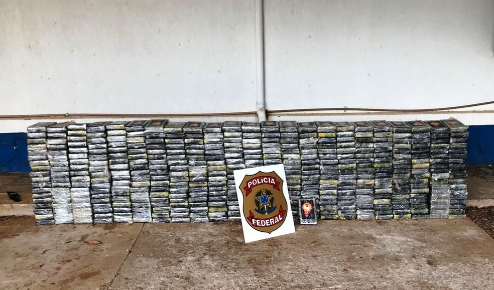 A droga era enviada para a Europa em blocos de concreto. â?? Foto: PolÃcia Federal/Divulgação