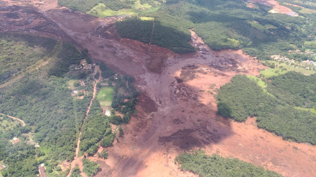 Barragem se rompe em Brumadinho (MG) â?? Foto: Corpo de Bombeiros/Divulgação