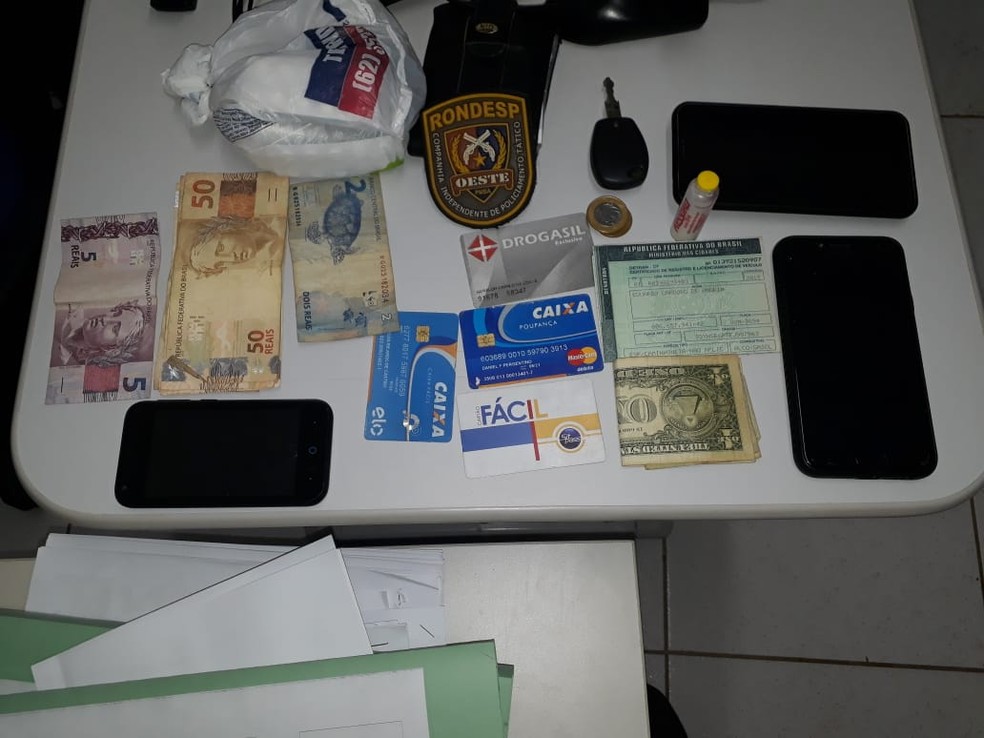 Homem de 52 anos Ã© preso em flagrante por aplicar golpe do 'Boa noite, Cinderela' no oeste da Bahia â?? Foto: DivulgaÃ§Ã£o/PolÃ­cia Militar